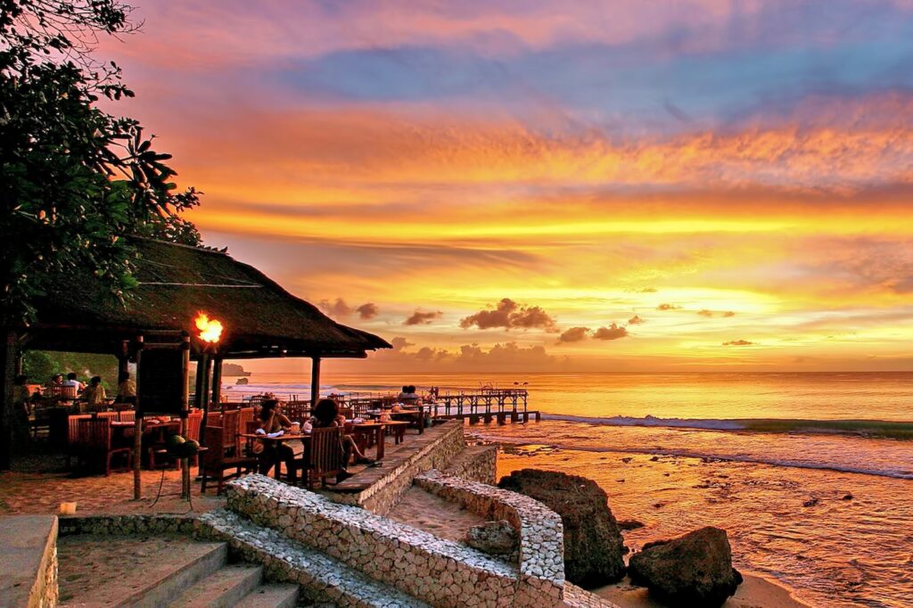 Finding Freedom on the Road Less Traveled: Alice's Solo Journey Through Southeast Asia
